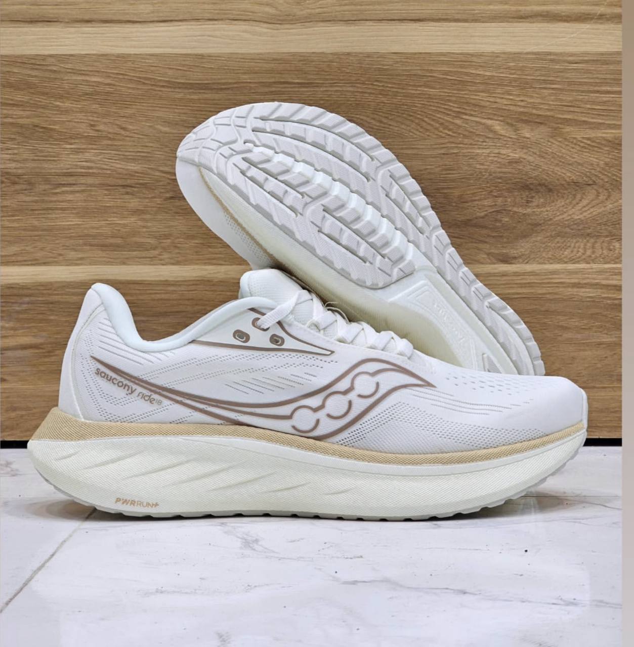 کتونی ساکونی راید 18 مسترکوالیتی/سایز ۴۰ الی ۴۵/ Saucony Ride 18 / فروش عمده و تک