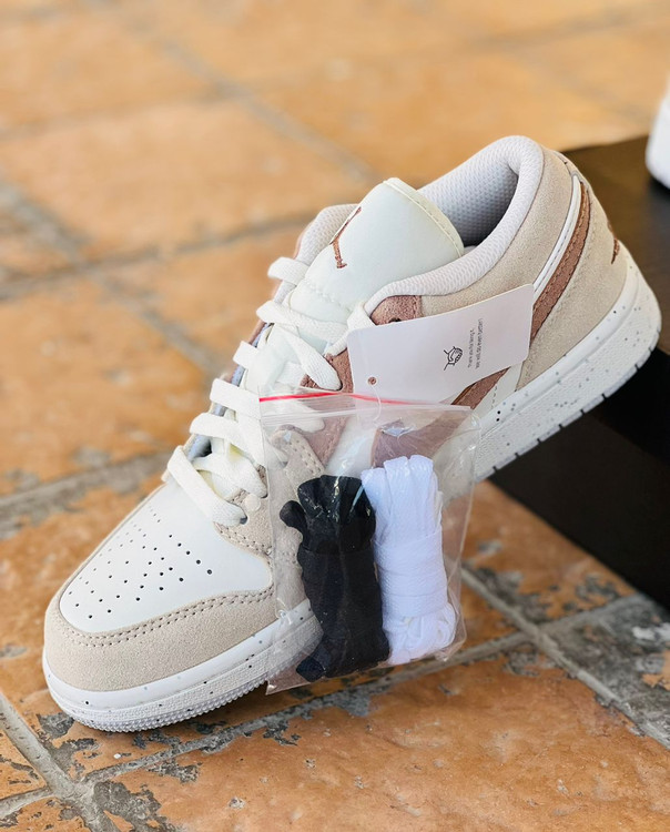 کتونی نایک ایر جردن 1 مسترکوالیتی/سایز 37 الی 40/Nike Air Jordan 1/ فروش عمده و تک