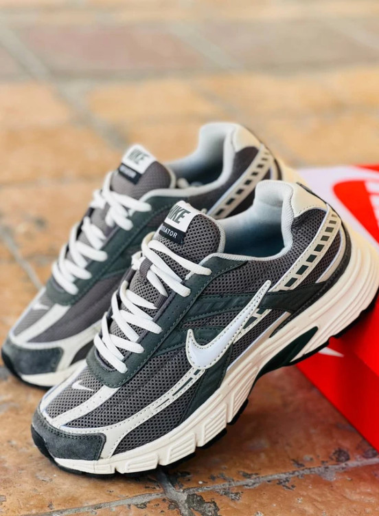 کتونی نایک Initiator مسترکوالیتی /سایز 40 الی 45/ Nike Initiator/ فروش عمده و تک