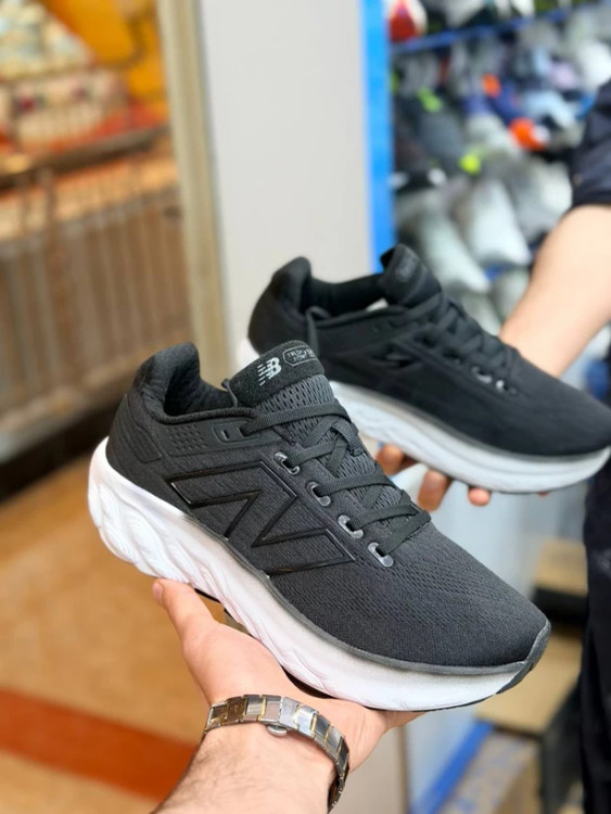 کتونی نیوبالانس فرش فوم مسترکوالیتی /New Balance Fresh Foam/سایز 40 الی 45/فروش عمده و تک