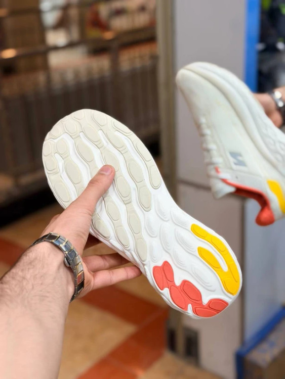کتونی نیوبالانس فرش فوم مسترکوالیتی /New Balance Fresh Foam/سایز 40 الی 45/فروش عمده و تک