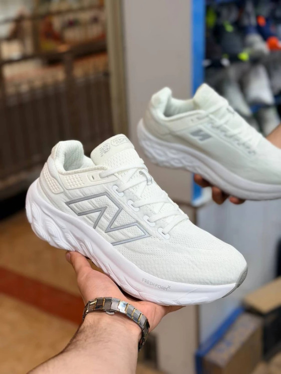 کتونی نیوبالانس فرش فوم مسترکوالیتی /New Balance Fresh Foam/سایز 40 الی 45/فروش عمده و تک
