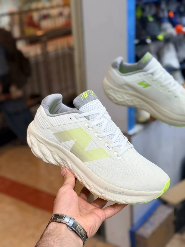 کتونی نیوبالانس فرش فوم مسترکوالیتی /New Balance Fresh Foam/سایز 40 الی 45/فروش عمده و تک