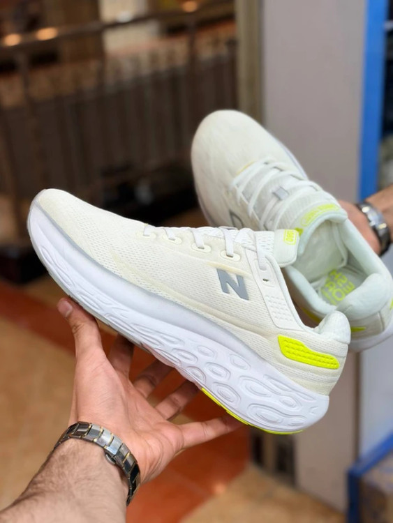 کتونی نیوبالانس فرش فوم مسترکوالیتی /New Balance Fresh Foam/سایز 40 الی 45/فروش عمده و تک