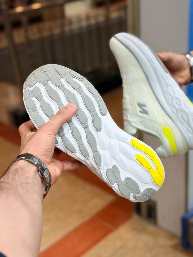 کتونی نیوبالانس فرش فوم مسترکوالیتی /New Balance Fresh Foam/سایز 40 الی 45/فروش عمده و تک