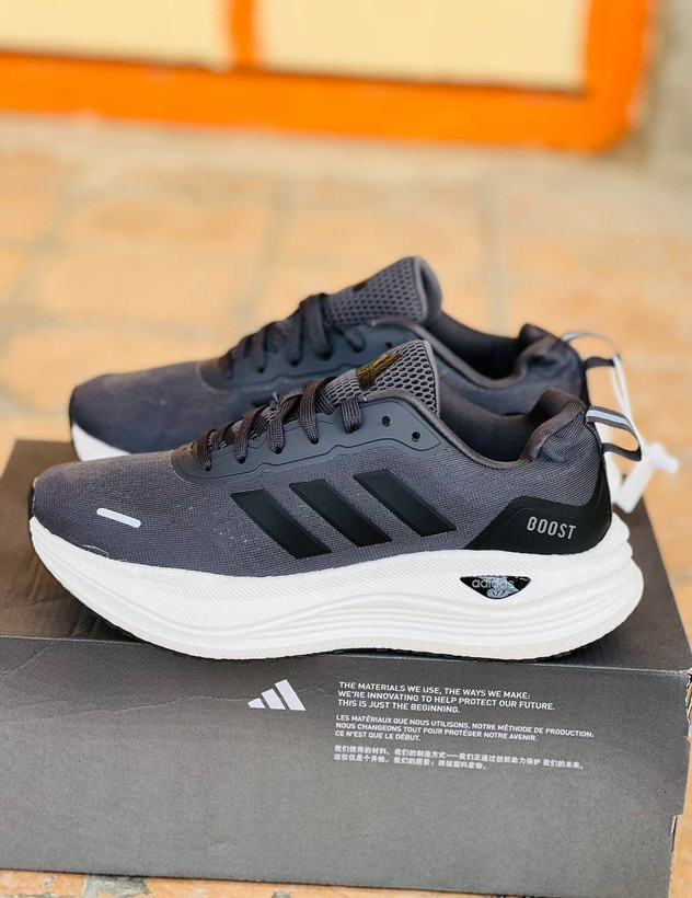 کتونی ادیداس اولترا بوست مسترکوالیتی /Adidas Ultraboost All Terrain/سایز 40 الی 45/ فروش عمده و تک