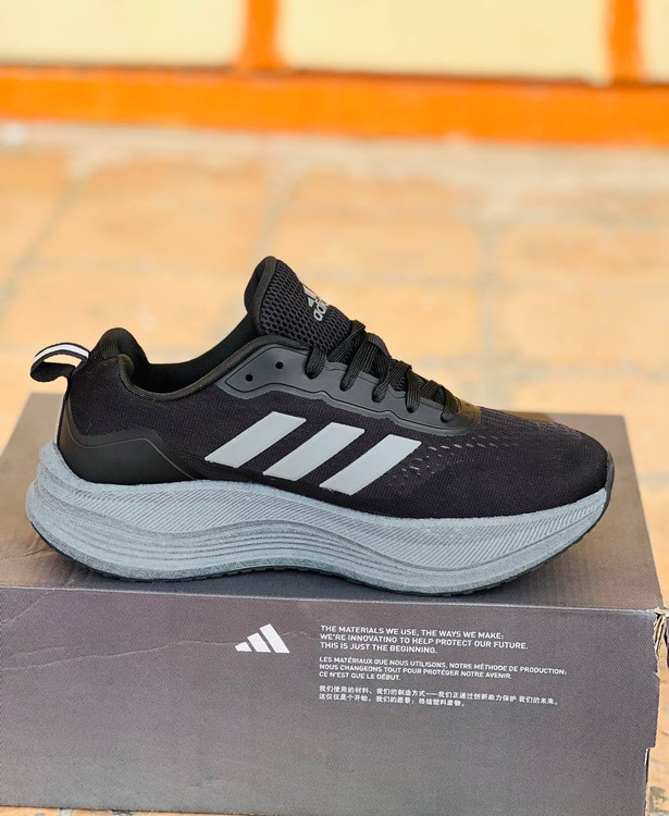 کتونی ادیداس اولترا بوست مسترکوالیتی /Adidas Ultraboost All Terrain/سایز 40 الی 45/ فروش عمده و تک