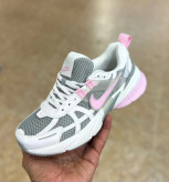 کتونی نایک وی تو کی مسترکوالیتی / سایز 37 الی 40 / Nike V2k Run / فروش عمده و تک