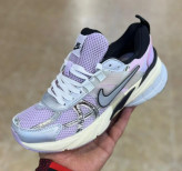 کتونی نایک وی تو کی مسترکوالیتی / سایز 37 الی 40 / Nike V2k Run / فروش عمده و تک