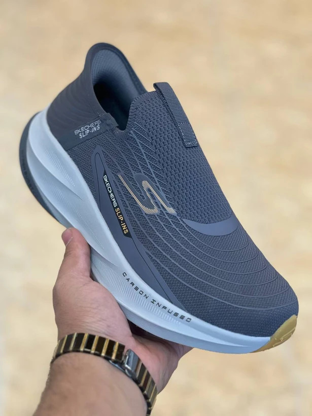 کتونی اسکیچرز مسترکوالیتی/سایز ۴۰ تا ۴۵/Skechers Slip Ins / فروش عمده و تک