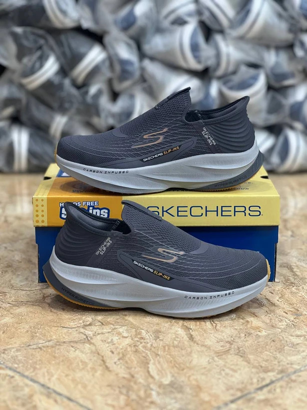 کتونی اسکیچرز مسترکوالیتی/سایز ۴۰ تا ۴۵/Skechers Slip Ins / فروش عمده و تک