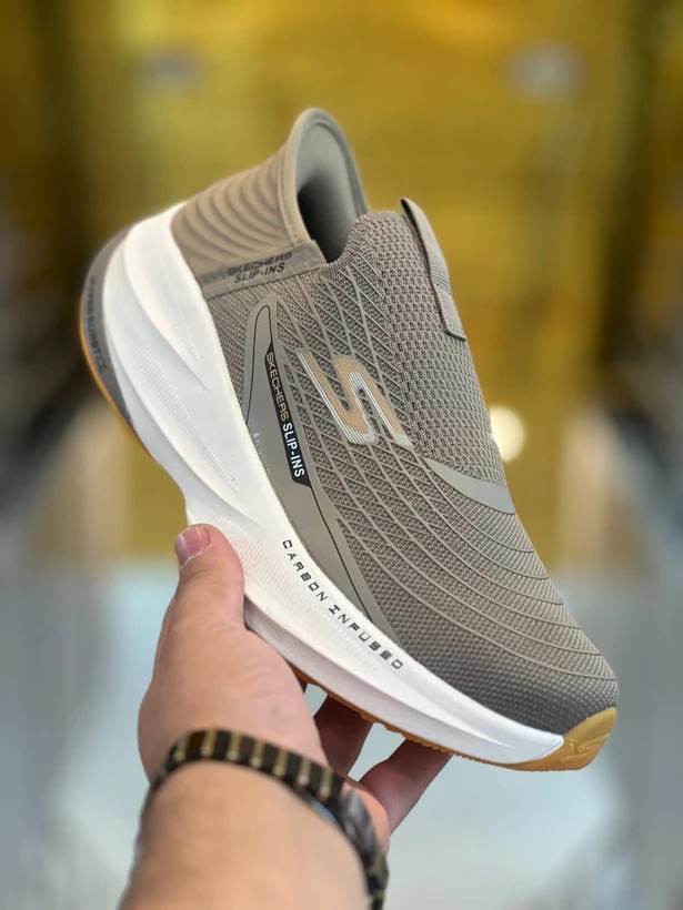 کتونی اسکیچرز مسترکوالیتی/سایز ۴۰ تا ۴۵/Skechers Slip Ins / فروش عمده و تک
