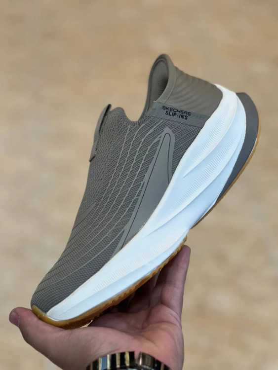 کتونی اسکیچرز مسترکوالیتی/سایز ۴۰ تا ۴۵/Skechers Slip Ins / فروش عمده و تک