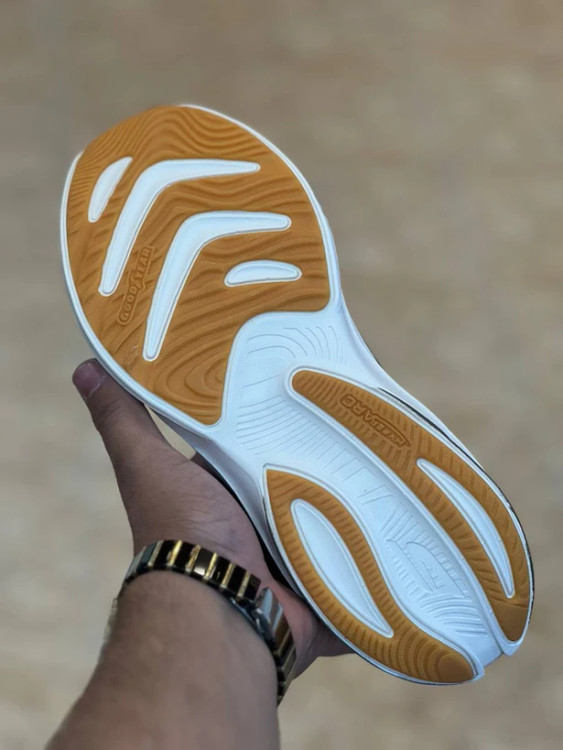 کتونی اسکیچرز مسترکوالیتی/سایز ۴۰ تا ۴۵/Skechers Slip Ins / فروش عمده و تک