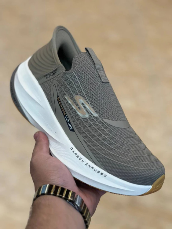 کتونی اسکیچرز مسترکوالیتی/سایز ۴۰ تا ۴۵/Skechers Slip Ins / فروش عمده و تک