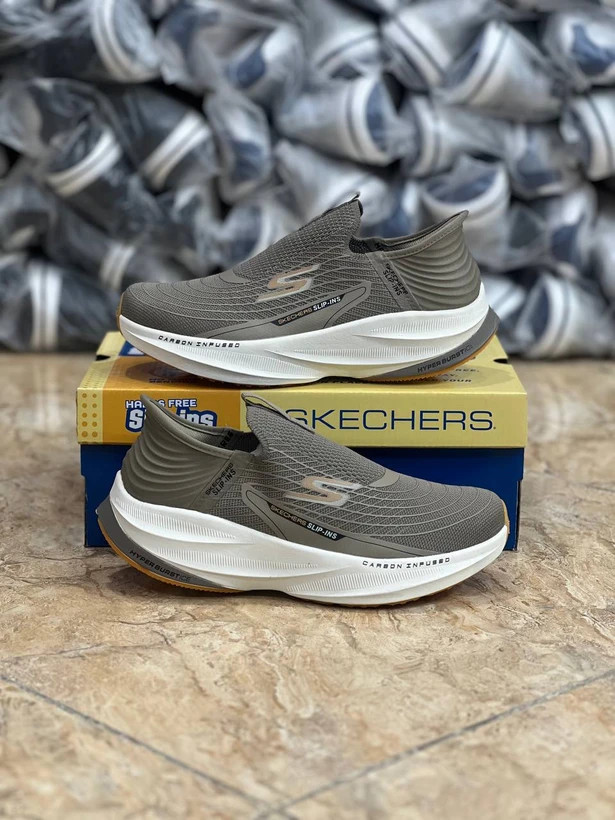 کتونی اسکیچرز مسترکوالیتی/سایز ۴۰ تا ۴۵/Skechers Slip Ins / فروش عمده و تک