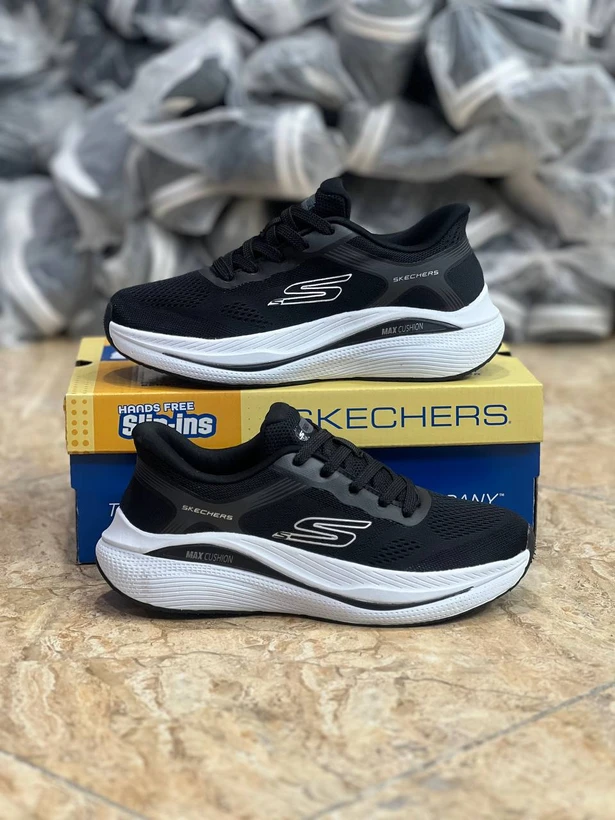 کتونی اسکیچرز مسترکوالیتی /سایز 40 تا 45/Skechers Max Cushioning/فروش عمده و تک