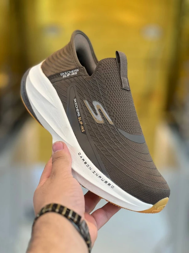 کتونی اسکیچرز مسترکوالیتی/سایز ۴۰ تا ۴۵/Skechers Slip Ins / فروش عمده و تک