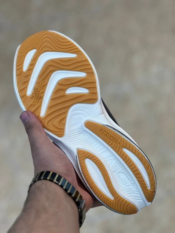 کتونی اسکیچرز مسترکوالیتی/سایز ۴۰ تا ۴۵/Skechers Slip Ins / فروش عمده و تک