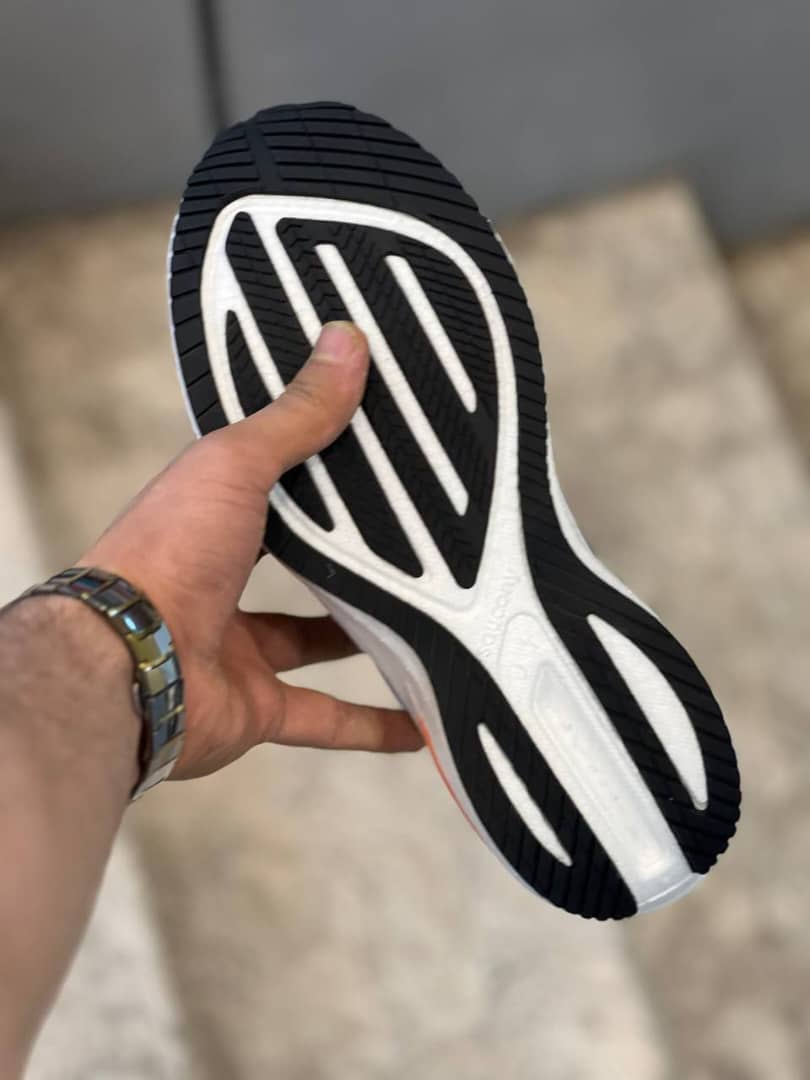 کتونی ساکونی تریمپ 21 مسترکوالیتی /سایز 36 الی 45/Saucony Triumph 21/ فروش عمده و تک