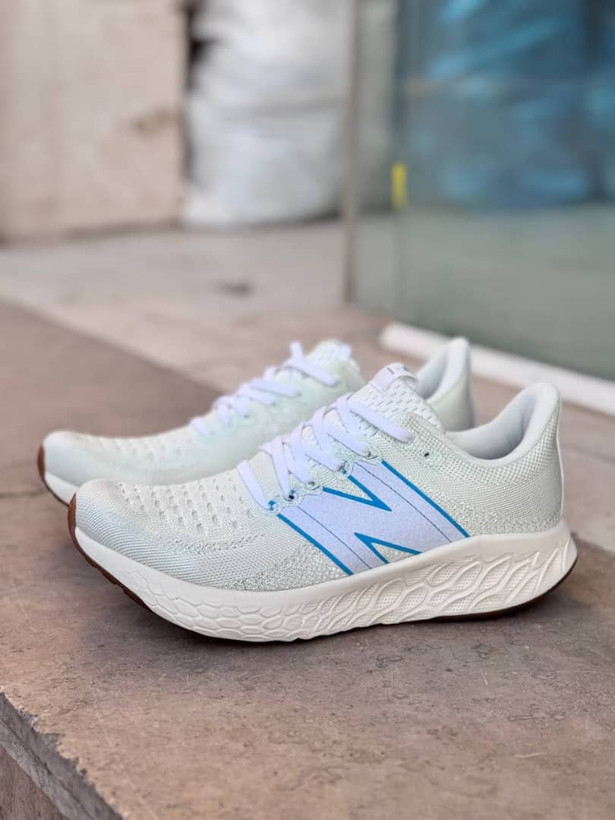 کتونی نیوبالانس فرش فوم مسترکوالیتی /New Balance Fresh Foam/سایز 36 الی 45/فروش عمده و تک
