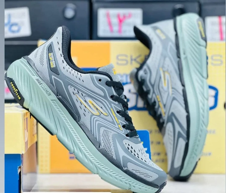 کتونی اسکیچرز مسترکوالیتی /سایز 40 تا 45/Skechers Max Cushioning/فروش عمده و تک