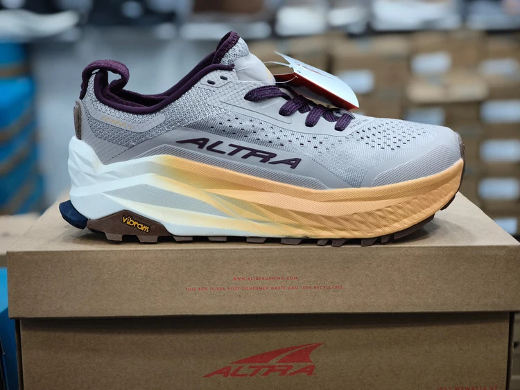 کتونی آلترا المپیوس 6 مسترکوالیتی /سایز 40 الی 45/Altra Olympus 6/ فروش عمده و تک