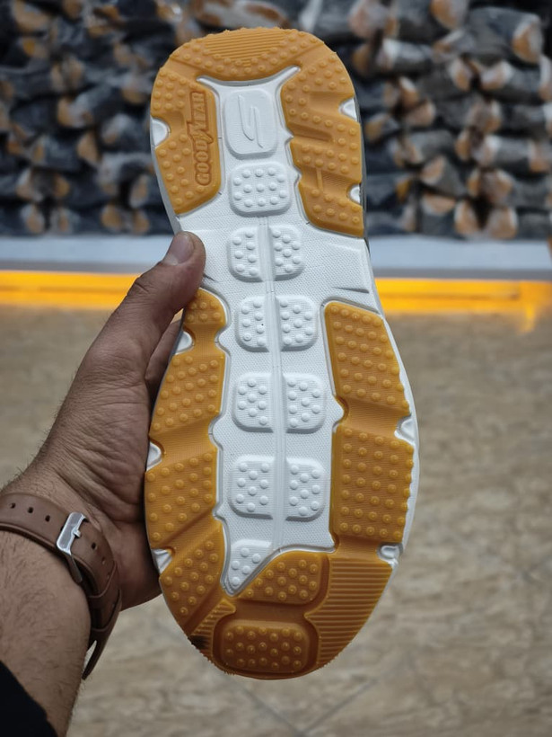 کتونی اسکیچرز بدون بند مسترکوالیتی /سایز 40 تا 45/Skechers Max Cushioning/فروش عمده و تک