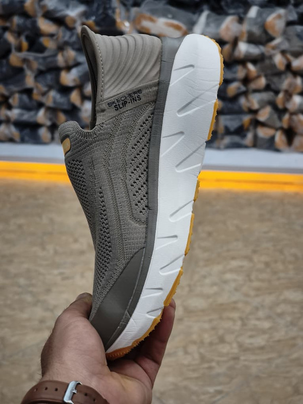 کتونی اسکیچرز بدون بند مسترکوالیتی /سایز 40 تا 45/Skechers Max Cushioning/فروش عمده و تک