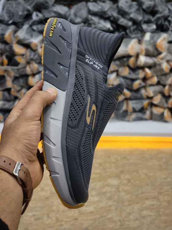 کتونی اسکیچرز بدون بند مسترکوالیتی /سایز 40 تا 45/Skechers Max Cushioning/فروش عمده و تک