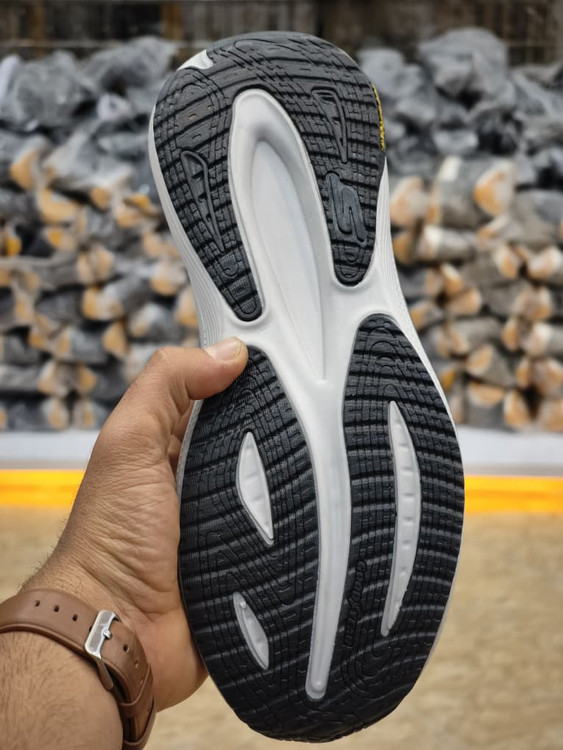 کتونی اسکیچرز بدون بند مسترکوالیتی /سایز 40 تا 45/Skechers Max Cushioning/فروش عمده و تک
