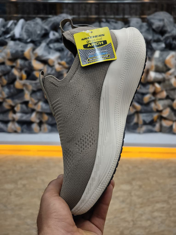 کتونی اسکیچرز بدون بند مسترکوالیتی /سایز 40 تا 45/Skechers Max Cushioning/فروش عمده و تک