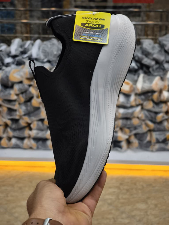 کتونی اسکیچرز بدون بند مسترکوالیتی /سایز 40 تا 45/Skechers Max Cushioning/فروش عمده و تک