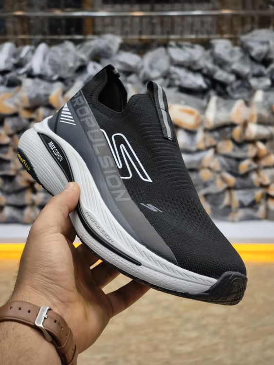 کتونی اسکیچرز بدون بند مسترکوالیتی /سایز 40 تا 45/Skechers Max Cushioning/فروش عمده و تک