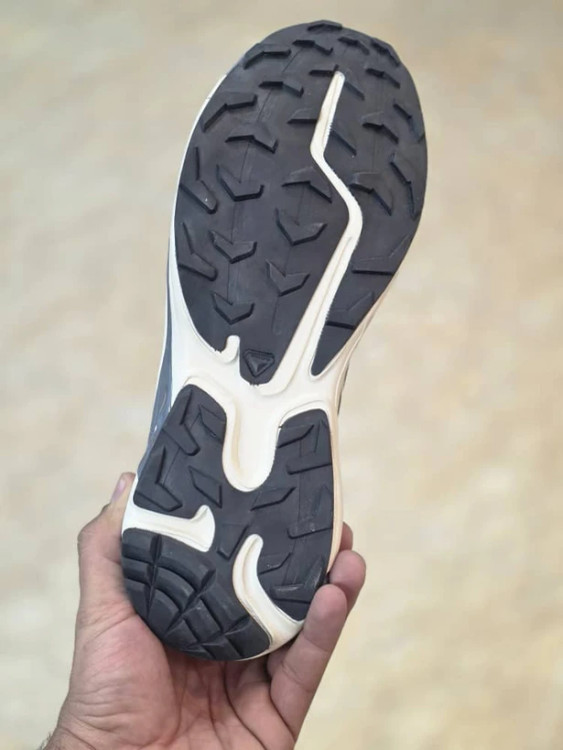 کتونی سالامون XT-6 مسترکوالیتی/سایز 40 الی 45/Salomon XT-6/فروش عمده و تک