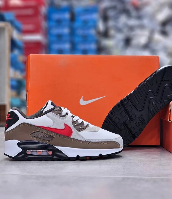 کتونی نایک ایرمکس 90 مسترکوالیتی / سایز 40 الی 45 /Nike Air Max 90 / فروش عمده و تک