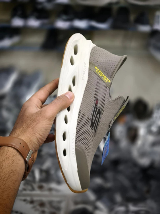 کتونی اسکیچرز بدون بند مسترکوالیتی /سایز 40 تا 45/Skechers Max Cushioning/فروش عمده و تک