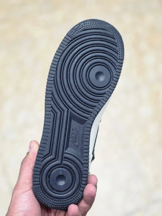 کتونی نایک ایرفورس1 مسترکوالیتی / Nike Air Force1/سایز 39 تا 45/فروش عمده و تک