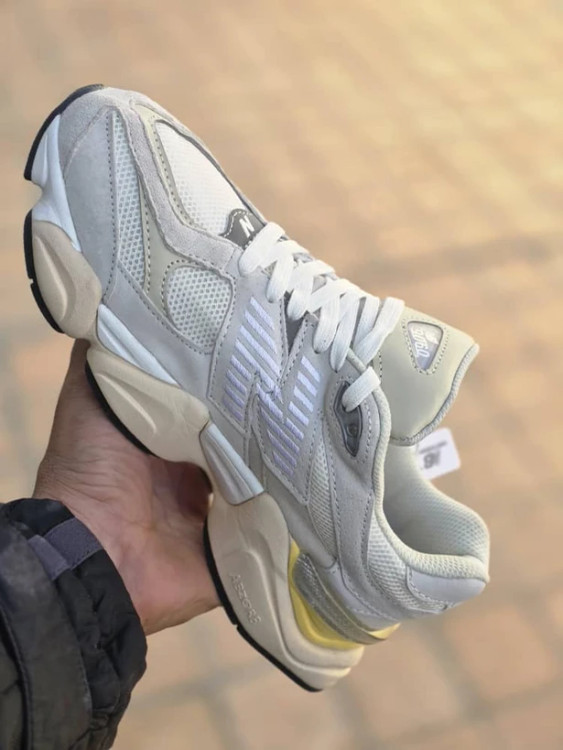کتونی نیوبالانس 9060 مسترکوالیتی /سایز 40 الی 45/Newbalance 9060/ فروش عمده و تک