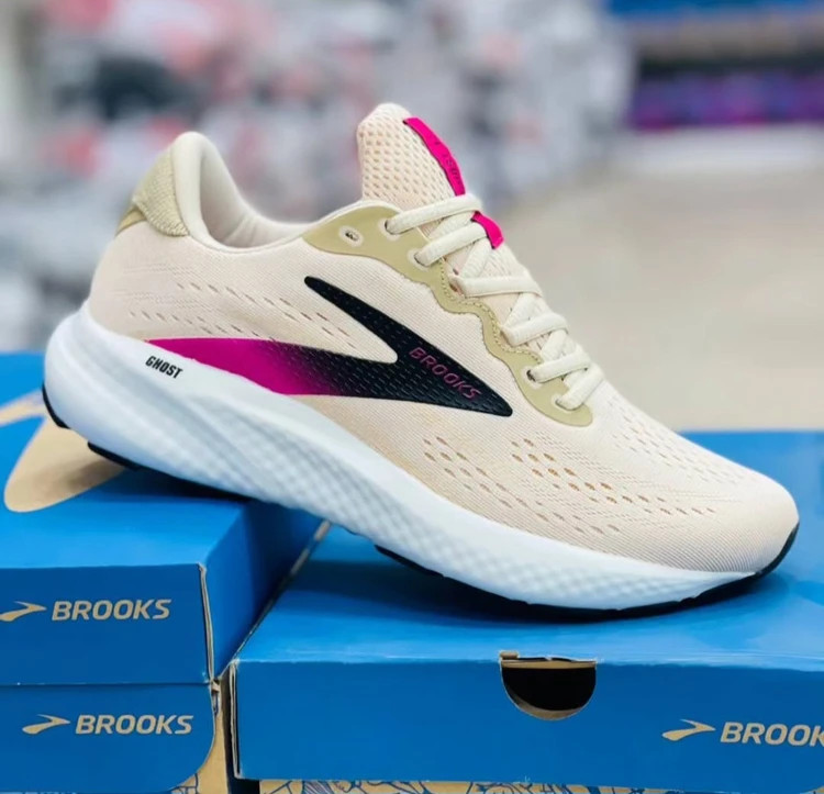 کتونی بروکس گاست 17 مسترکوالیتی /Brooks Ghost 17/سایز 36 الی 39/فروش عمده و تک
