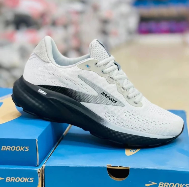 کتونی بروکس گاست 17 مسترکوالیتی /Brooks Ghost 17/سایز 40 الی 45/فروش عمده و تک