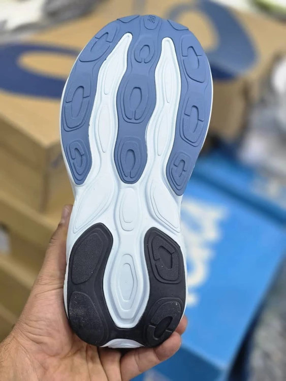 کتونی رانینگ نیوبالانس 880 مسترکوالیتی/سایز 40 الی 45/ Newbalance 880 running/ فروش عمده و تک