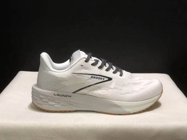کتونی بروکس لانچ 11 مسترکوالیتی /Brooks Launch 11/سایز 40 الی 45/فروش عمده و تک