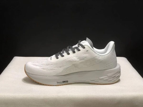 کتونی بروکس لانچ 11 مسترکوالیتی /Brooks Launch 11/سایز 40 الی 45/فروش عمده و تک