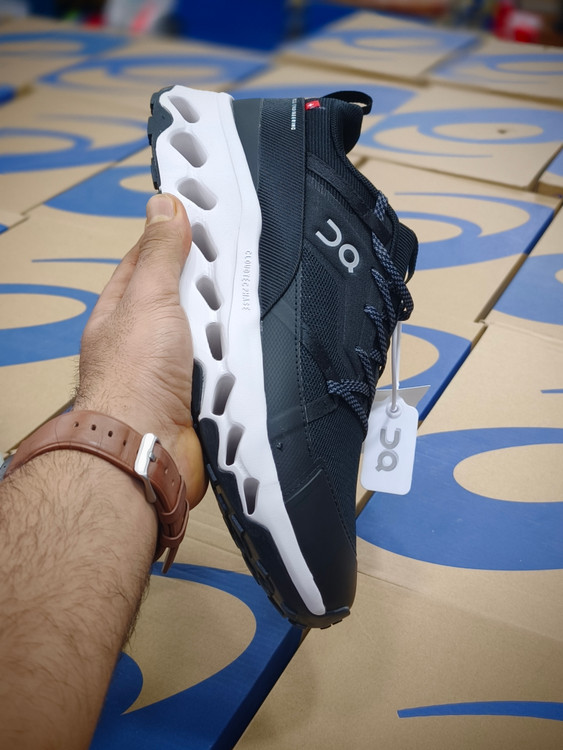 کتونی آن رانینگ | سایز ۴۰ الی ۴۵ | On Running Cloudtecphase