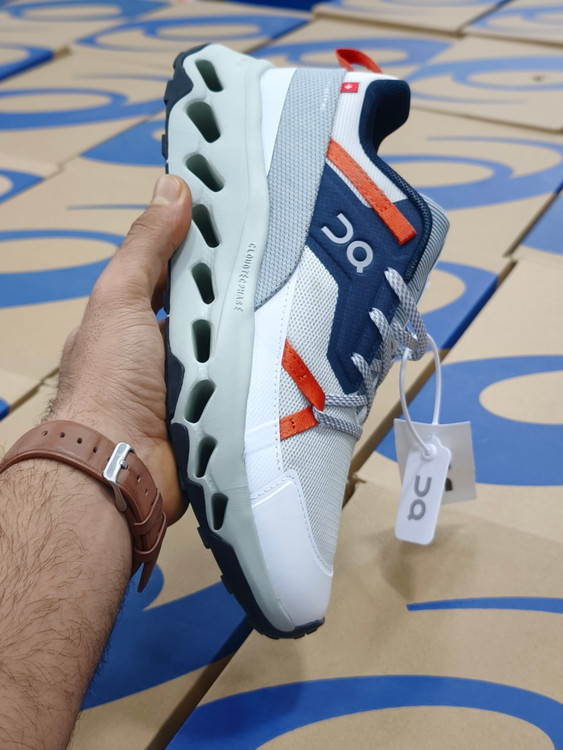 کتونی آن رانینگ | سایز ۴۰ الی ۴۵ | On Running Cloudtecphase