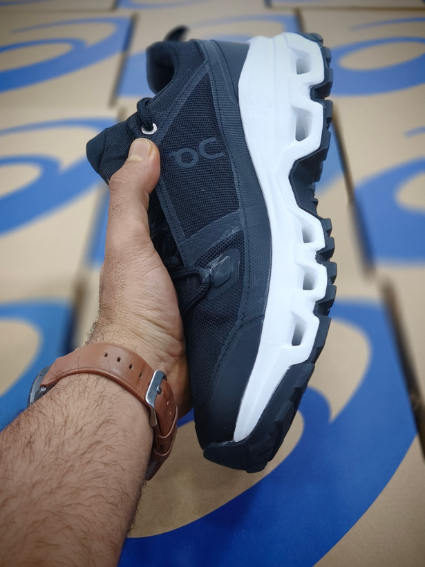 کتونی آن رانینگ گورتکس ضد آب | سایز ۴۰ الی ۴۵ | On Running Cloud tech phase Gore Tex