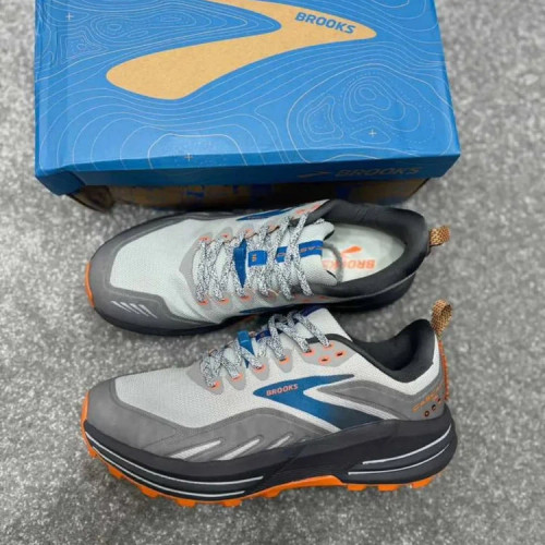 کتونی بروکس کاسکادیا 16 مسترکوالیتی /سایز 40 تا 45/Brooks Cascadia 16/فروش عمده و تک