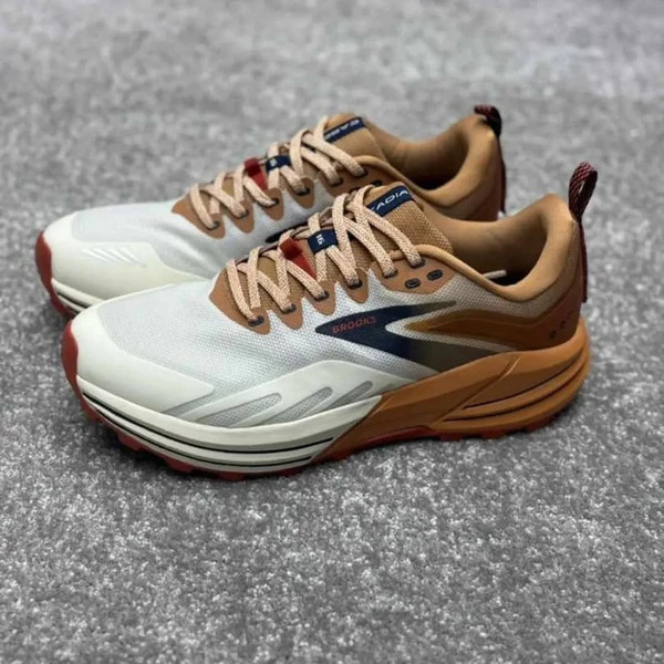 کتونی بروکس کاسکادیا 16 مسترکوالیتی /سایز 40 تا 45/Brooks Cascadia 16/فروش عمده و تک