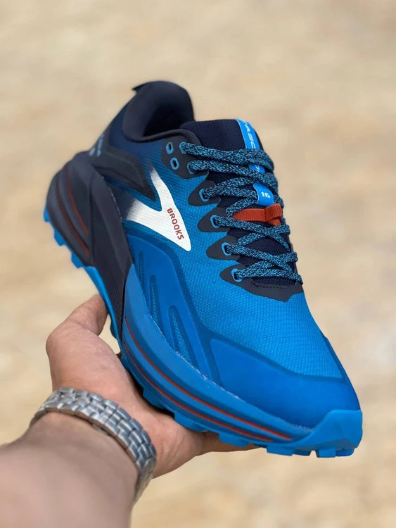 کتونی بروکس کاسکادیا 16 مسترکوالیتی /سایز 40 تا 45/Brooks Cascadia 16/فروش عمده و تک